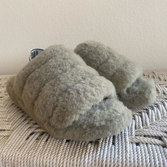 UGG fluff yeah slide shoes slippers Womans burnt olive green - Picture 3 of 15